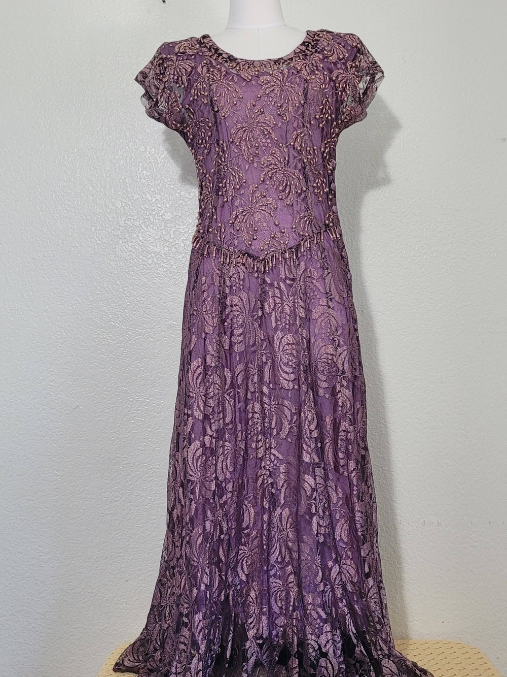 Jasmine By K.V.M Vintage Purple Floral Lace Overlay Beaded Size Medium